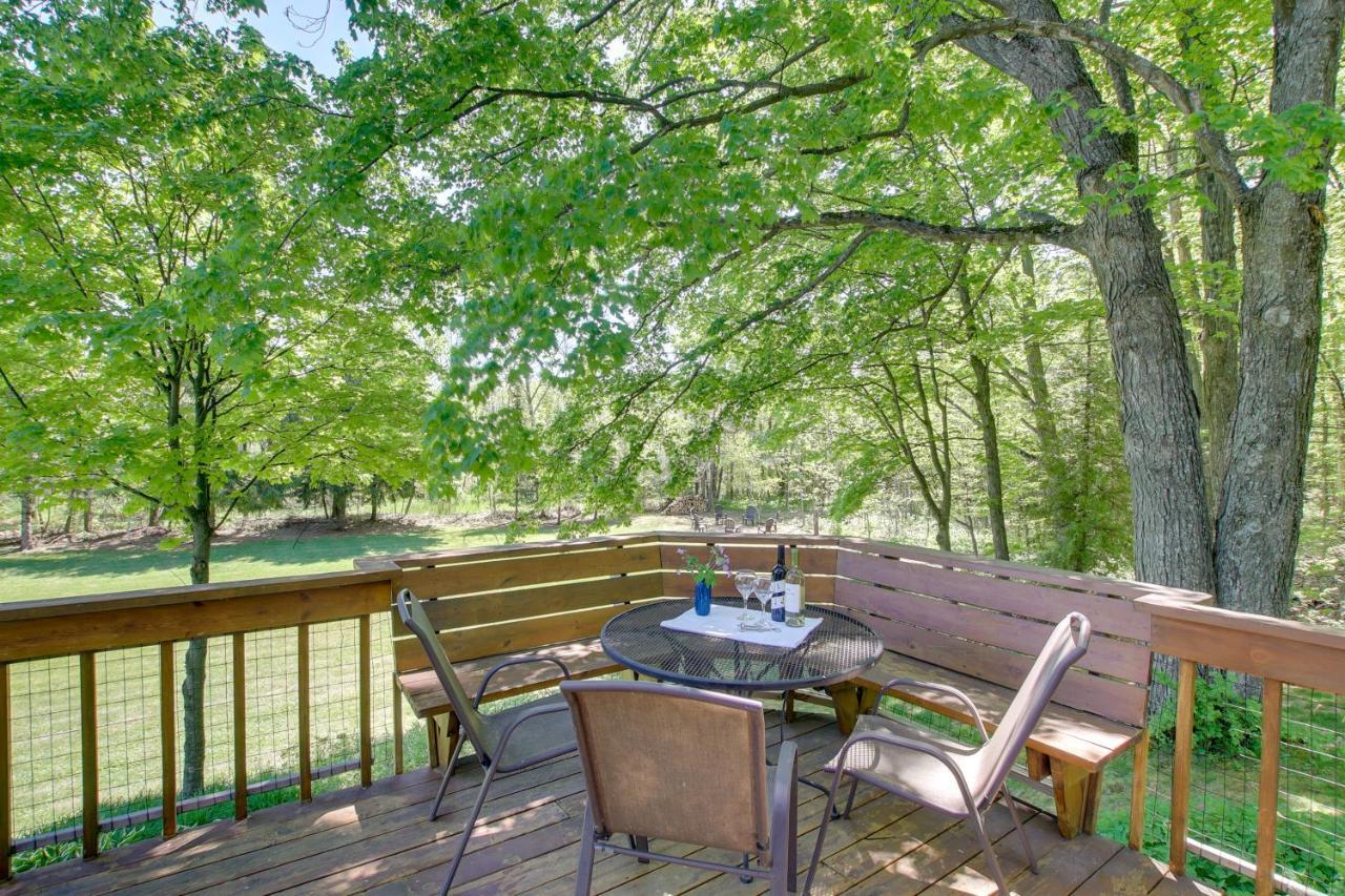 Updated Home With Deck 2 Mi To Sister Bay Beach! Exterior foto