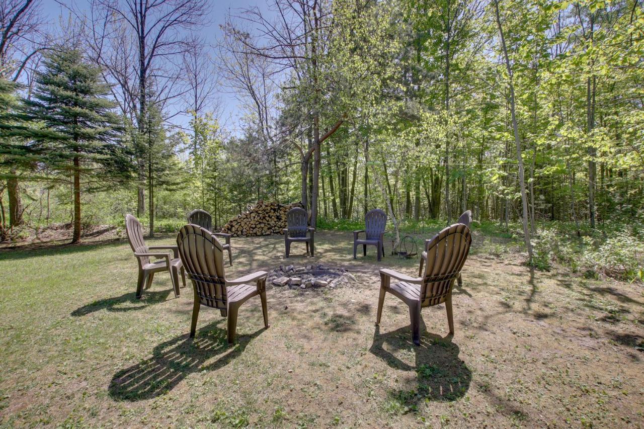 Updated Home With Deck 2 Mi To Sister Bay Beach! Exterior foto