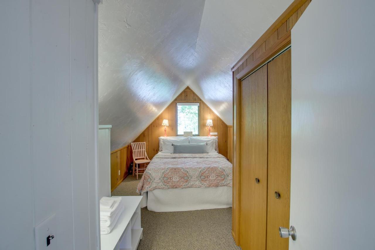Updated Home With Deck 2 Mi To Sister Bay Beach! Exterior foto