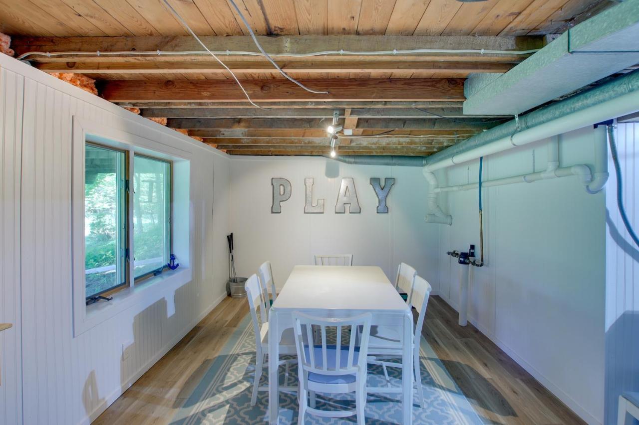 Updated Home With Deck 2 Mi To Sister Bay Beach! Exterior foto