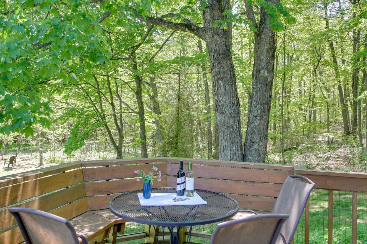 Updated Home With Deck 2 Mi To Sister Bay Beach! Exterior foto