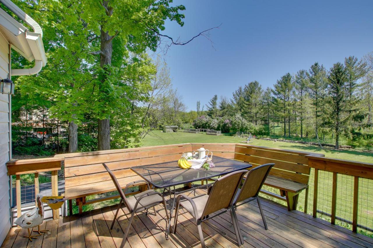 Updated Home With Deck 2 Mi To Sister Bay Beach! Exterior foto